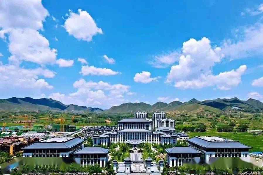 名家说丨涞源"华中小镇"印象_书法_夏天_设施