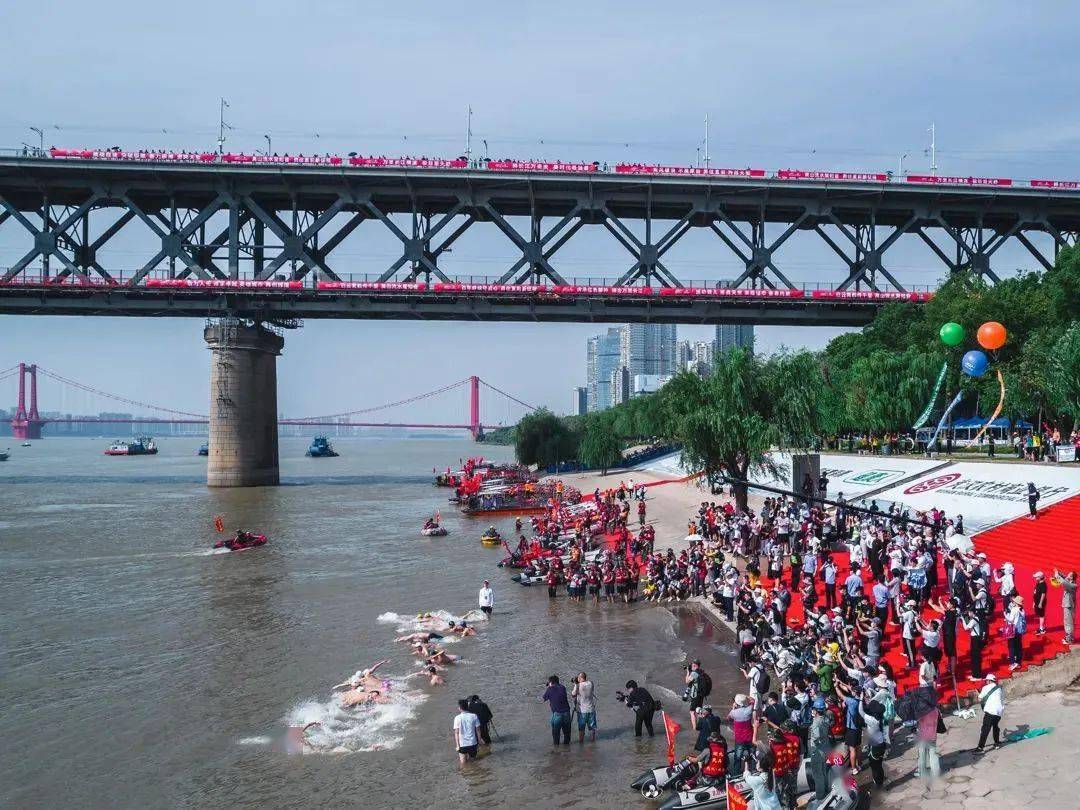武汉渡江节将于7月16日开赛_游泳_活动_赛事