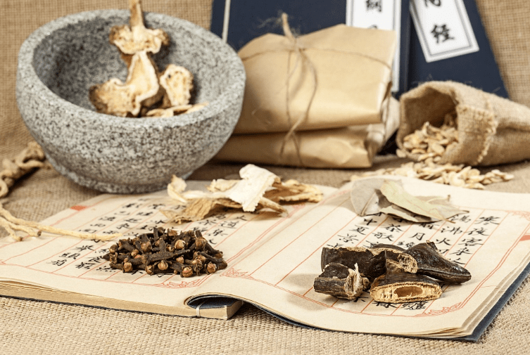 柴胡疏肝散组成:陈皮醋炒,柴胡各二钱(各6g),川芎,枳壳麸炒,芍药各一