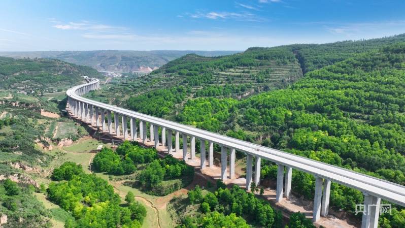 从邵寨煤矿240万吨产能核增到安家庄,唐家河煤矿和郭家河至长庆桥铁路