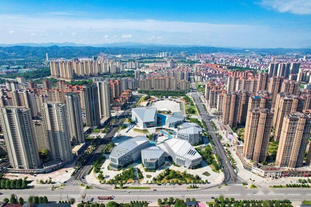 瑞金:城市更亮丽 生活更温馨