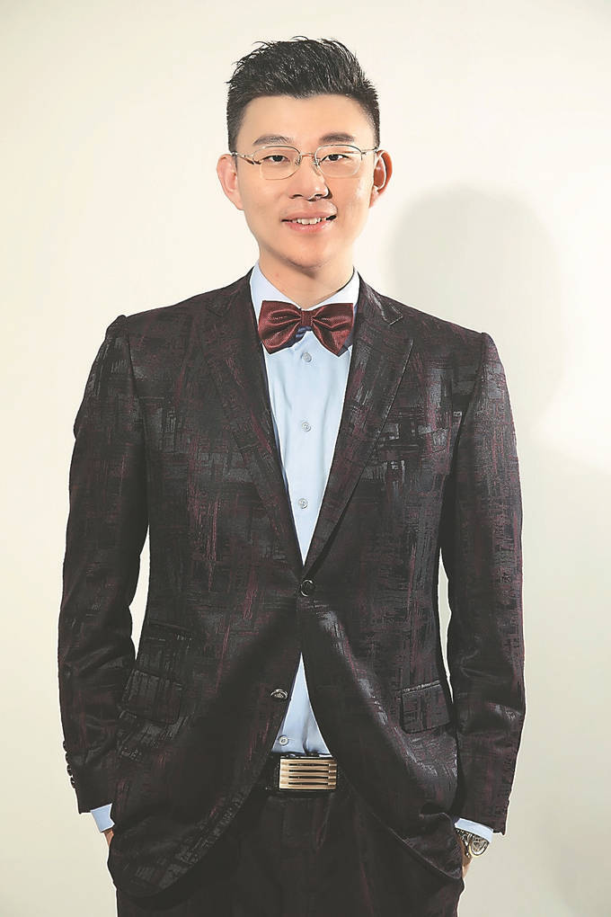 "十年磨一剑",改变了什么_丁世杰_公司_产品