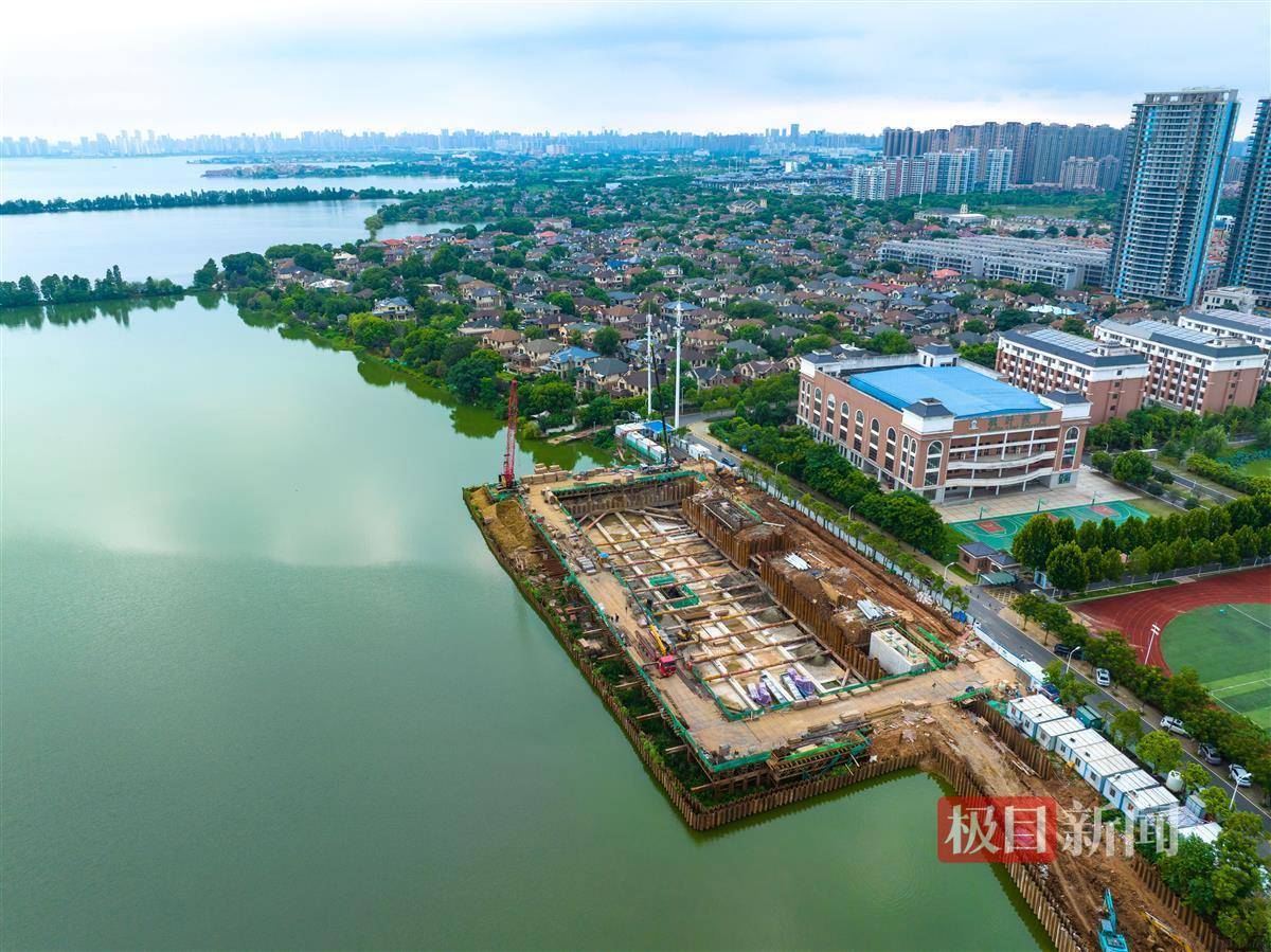 武汉汤逊湖湖底建起巨型"沉淀箱"_项目_调蓄_赵家池