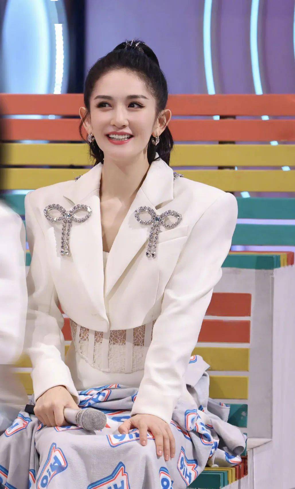 王鸥何九华复合?姚笛豪门弃妇?刘恺威消费女儿?谢娜截胡贾玲?