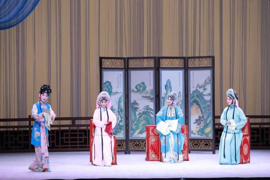 秦腔《夺锦楼》是一部秦腔传统戏,新编秦腔历史本戏,1917年由高培支