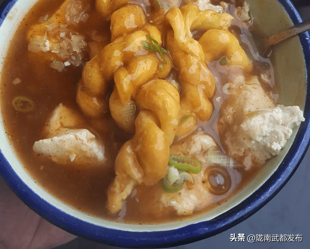 有一种炫富,叫武都人吃早餐!_地方_小城_搅团