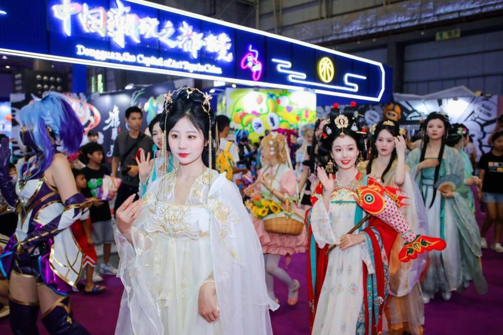 国潮国漫嘉年华掀起展会高潮_活动_潮流_战队