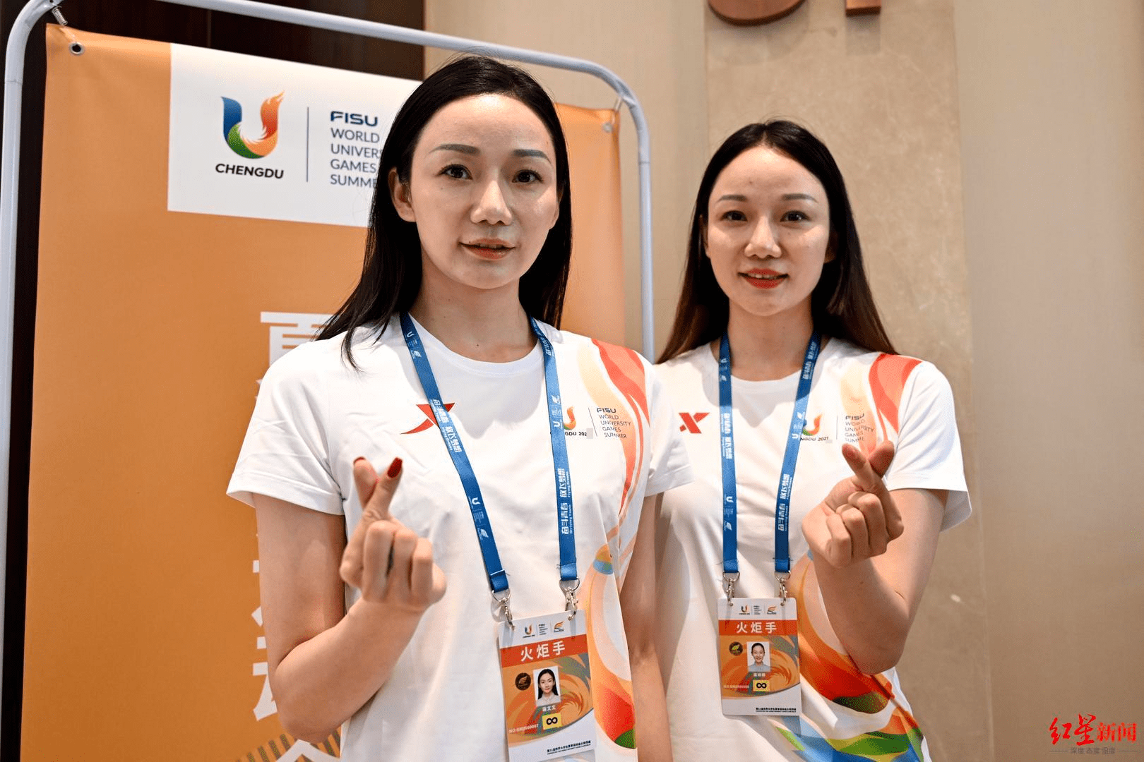 我是大运火炬手丨花游世界冠军蒋文文,蒋婷婷:未来成都既有国际范儿