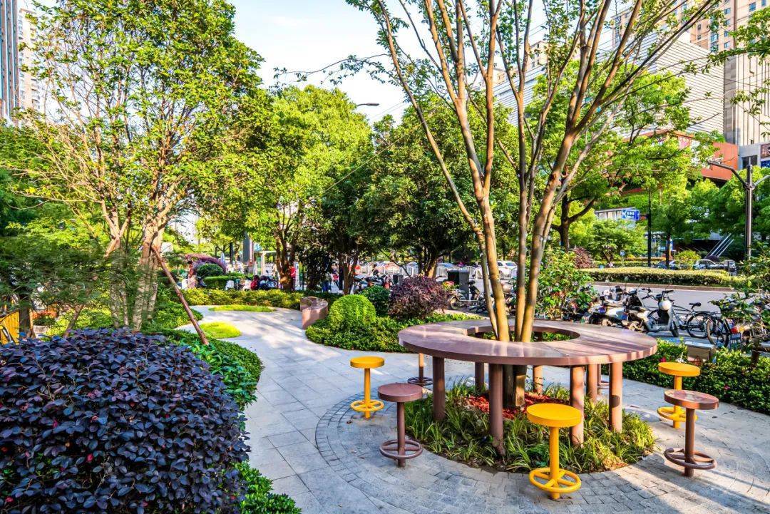 周家桥街道成立"文明实践朋友圈"_社区_服务_楼道