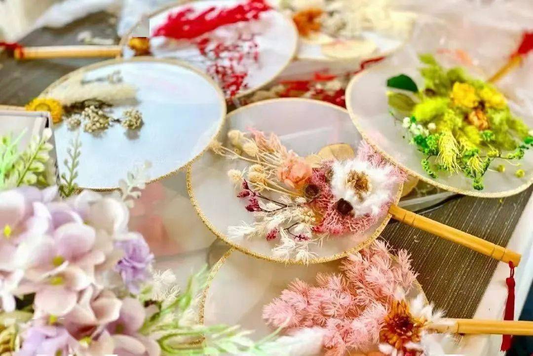 【"大风车"假日学校】报名处:干花遇团扇·夏日拂清凉_东江_活动_社区