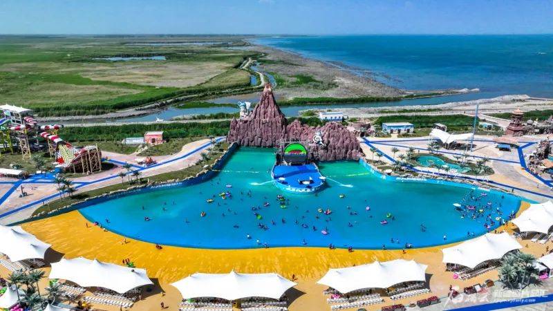 博湖县文化体育广播电视和旅游局党组书记战立军介绍,进入旅游旺季