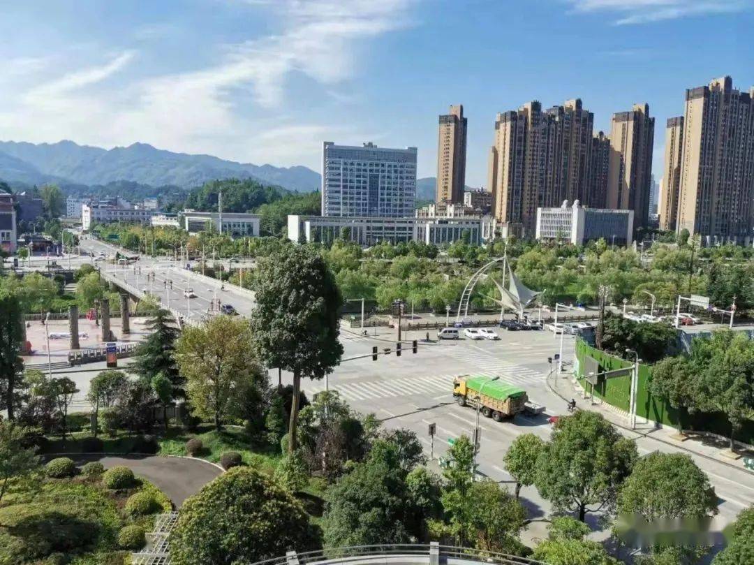 凉城利川颜值进化论_建设_新城市_市民