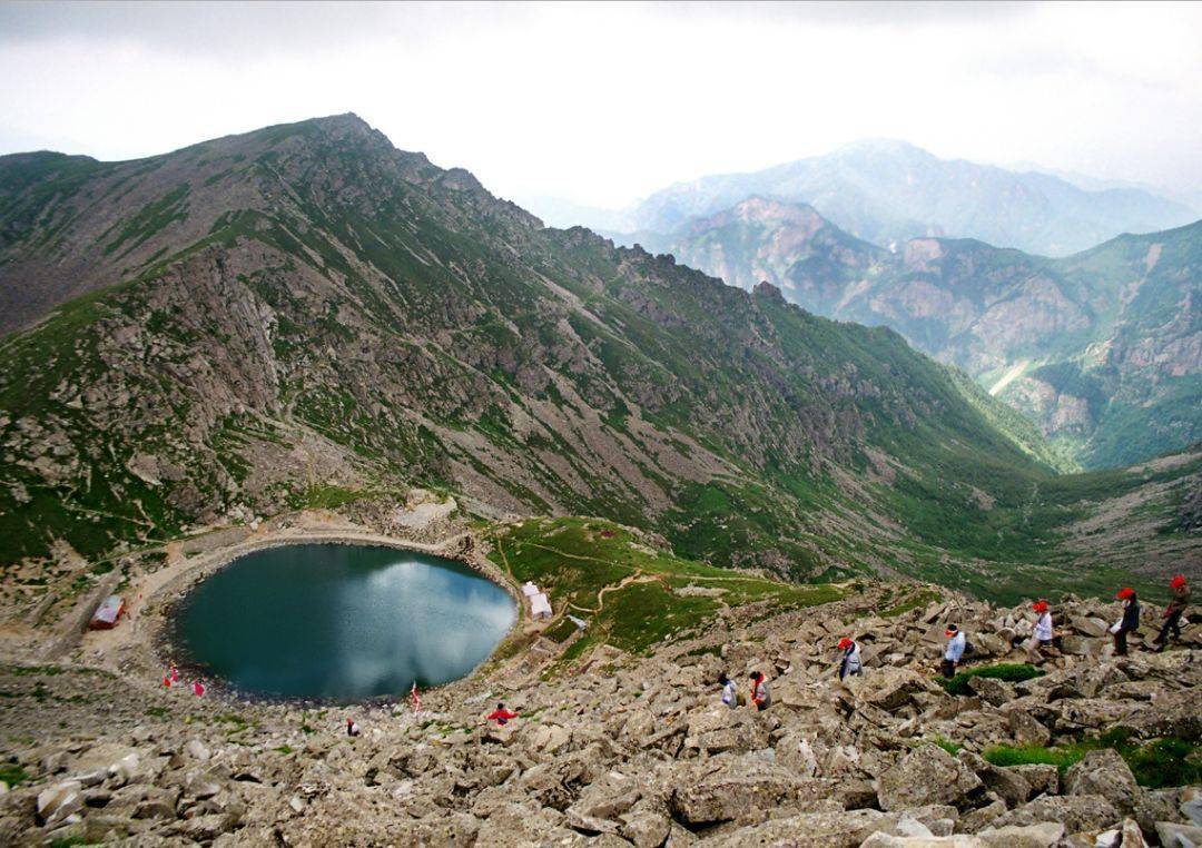 太白山天池,迷一样的倩影_大爷_冰川_湖泊