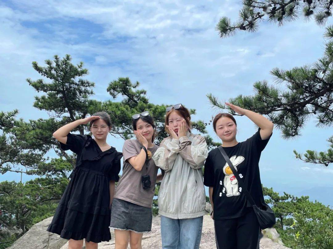 左右滑动查看更多说说心里话:唐佳颖:宁静致远,厚积