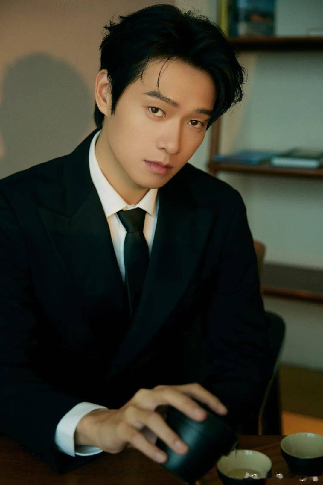 榜妹热线 | 龚俊又接古装剧?鞠婧祎告别丝芭?魏大勋被区别对待?