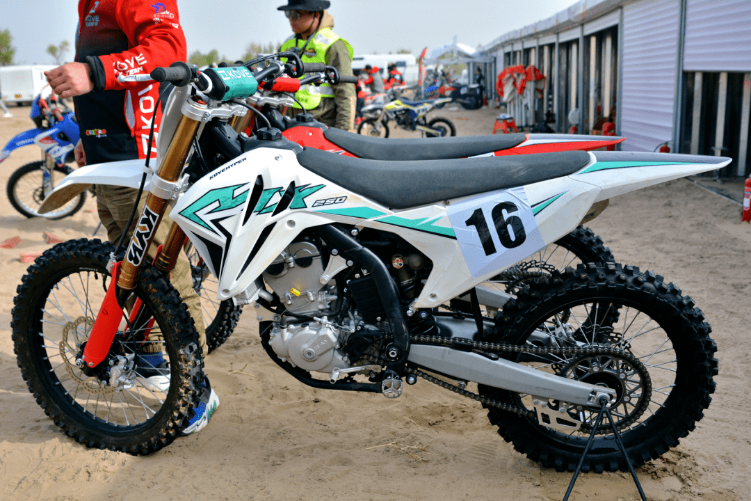 场地越野的新军:凯越 mx250 越野赛车_搜狐汽车_搜狐网