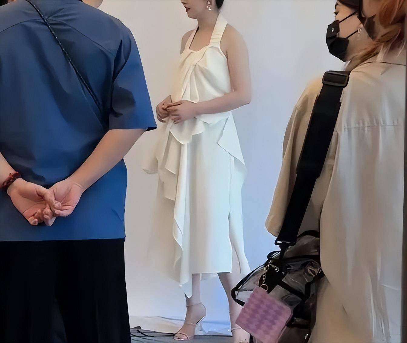 郭碧婷产后复出被嘲虎背熊腰,气质全无:这才是生娃后的正常状态_妈妈