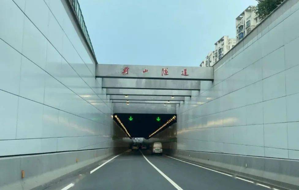 有人叹惜房子卖早了_隧道_天目山路_钱塘