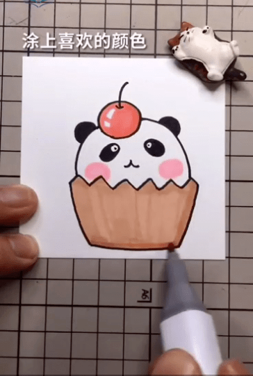 【简笔画小课堂】一起来做熊猫小蛋糕吧!_步骤_昆明市_视频