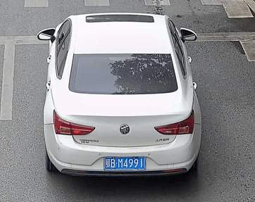 鄂bt2469地点:万达广场路段车牌: 豫jsw221地点:颐阳路与消防路交叉