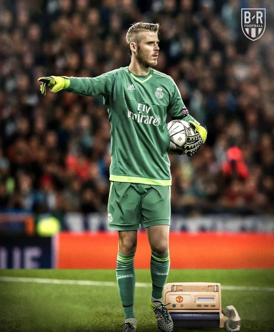 许多年后,当终于有机会踏上伯纳乌的一刻,德赫亚一定会想起传真机滴