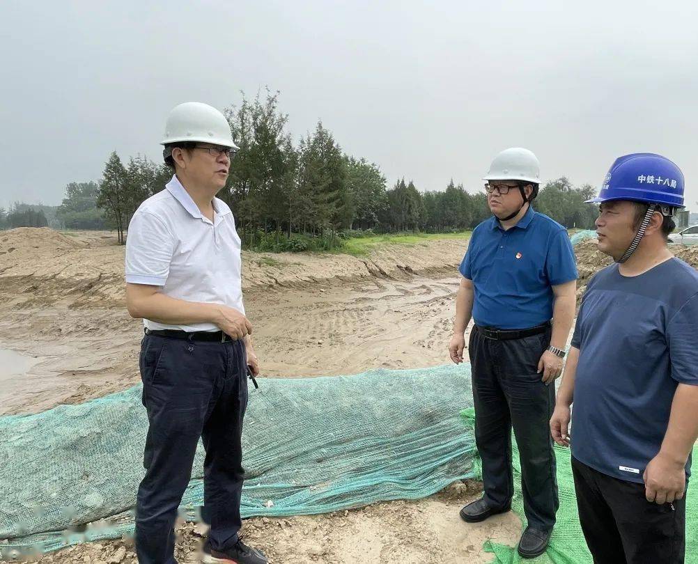 水务局副局长杨进怀到我区调研温榆河公园防洪调蓄规划建设工作