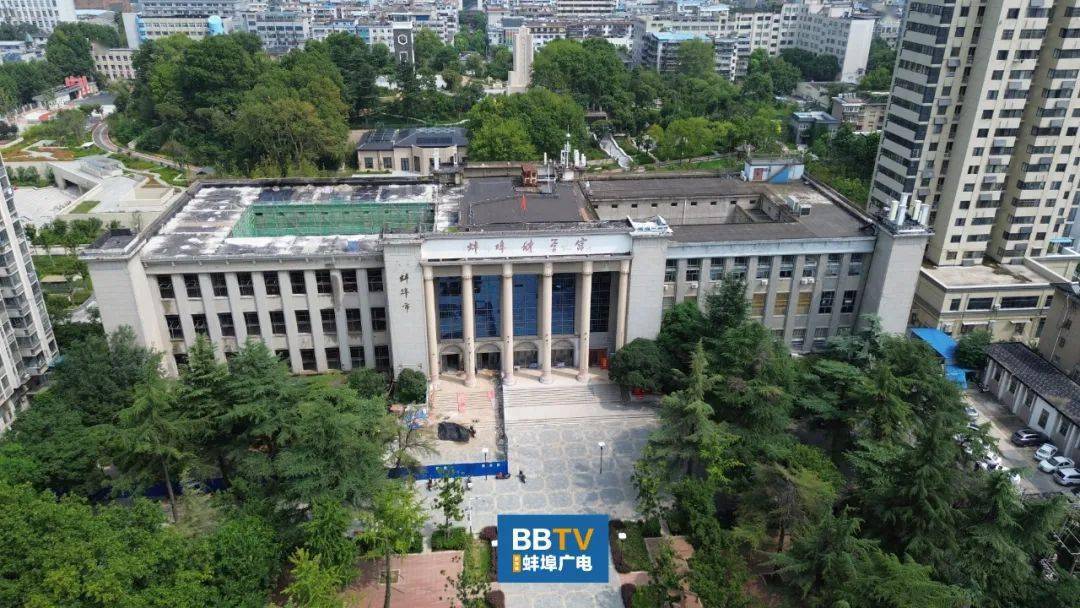 施工开始后,办公场所已搬离,但科学宫东侧的蚌埠市科技馆不受影响