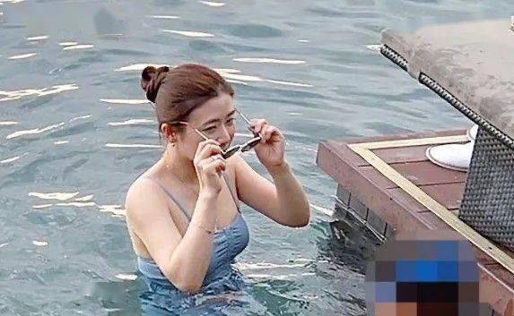 福原爱或面临国际通缉;日本世界级游泳冠军不雅照流出;日本知名漫画家