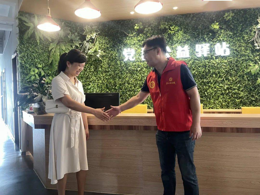 漆线雕,承载着马巷街道厚重历史;漆线雕非遗传承,浸润着五美居民似水