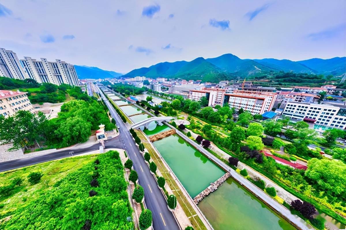 平顺县"三提升"加快推进新型城镇化建设_投资_改造_中药材