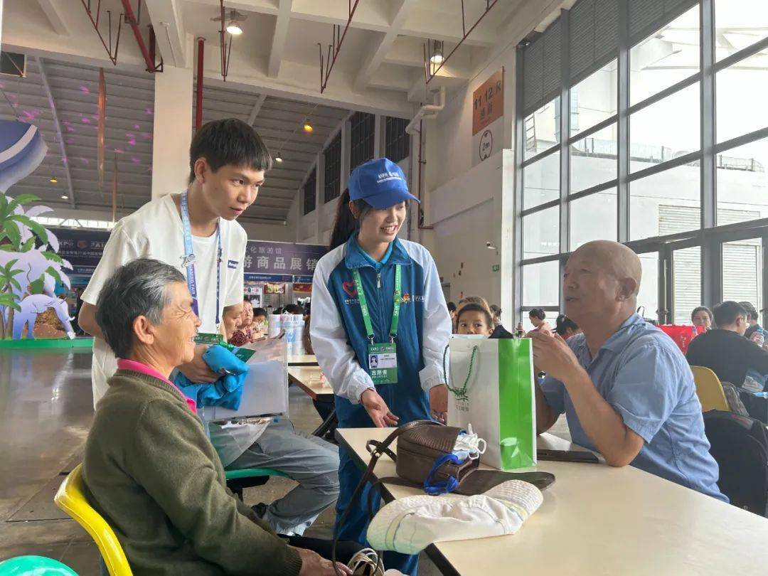 "我和南博会的故事"第九期:云南大学滇池学院青年志愿者_服务_工作