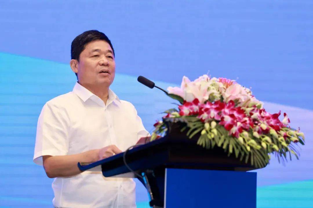 上海市诸暨商会在沪成立 方斐均当选会长