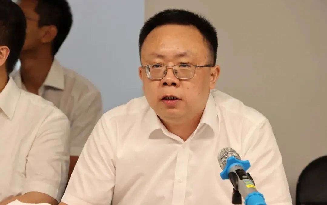 党委书记陈义望,生活·读书·新知三联书店总经理,党委副书记宋志军
