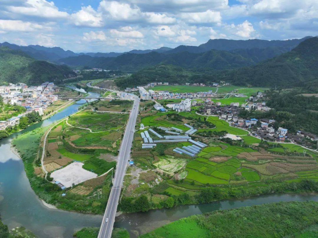 岑巩|龙江河畔的水美乡村画卷_贵州省_龙田镇_治理