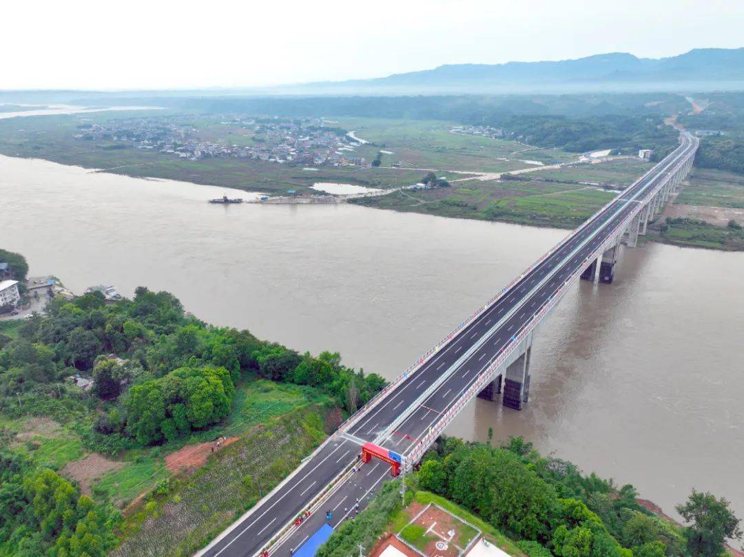 过江只需3分钟,叙州区泥溪岷江特大桥今天通车