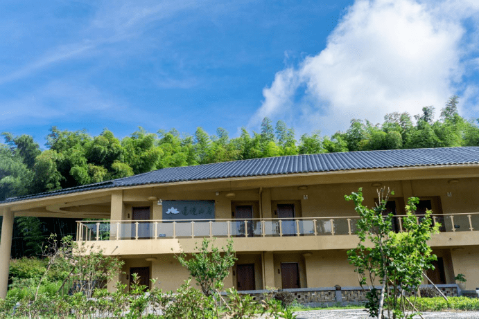 户外拓展·田园生活·特色美食·避世山居】春山·大别山兰花庄园民宿