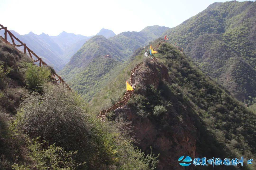 在抱龙山景区,览无限风光~_永靖县_龙腰_兰州