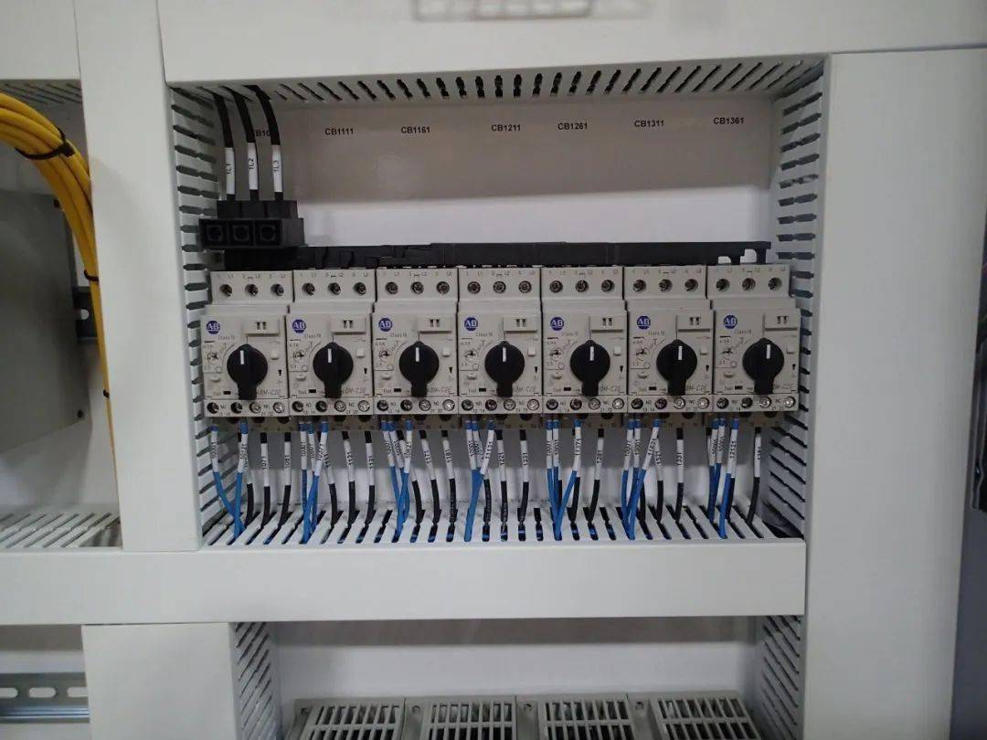 柜体接线图_控制柜接线图_接线柜子的原理图怎么看