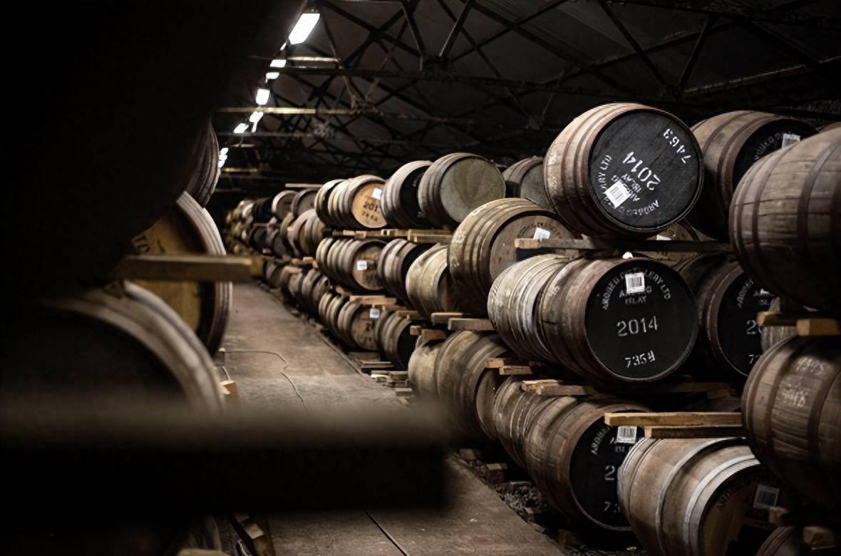 投资威士忌酒桶到底靠不靠谱?_价格_行业_相关