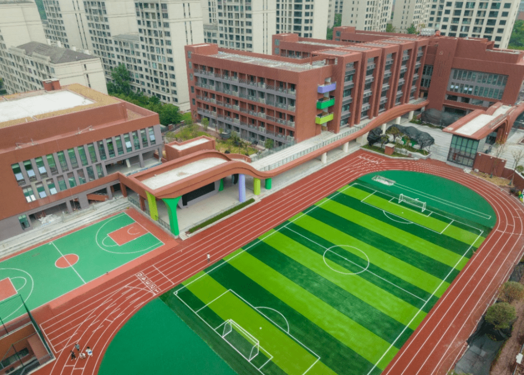 重庆两江新区公园小学图片