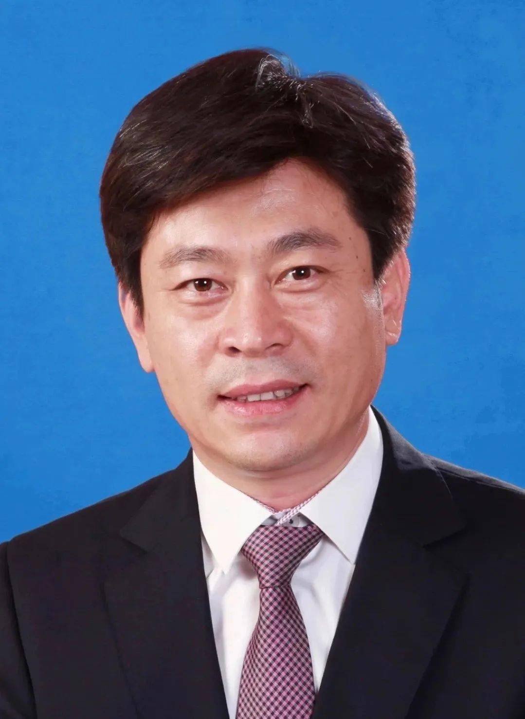 现任晋中市政府党组成员,副市长,此前任职运城市政府党组成员,副市长