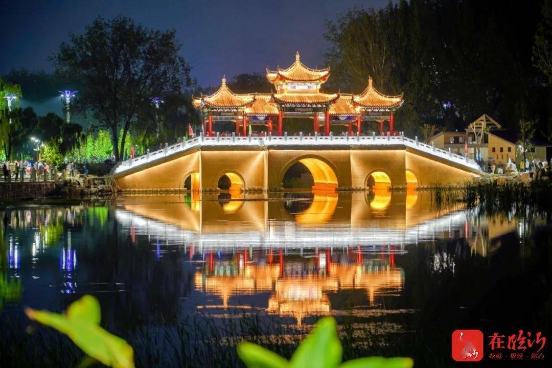 双月湖公园位于罗庄区双月湖路.