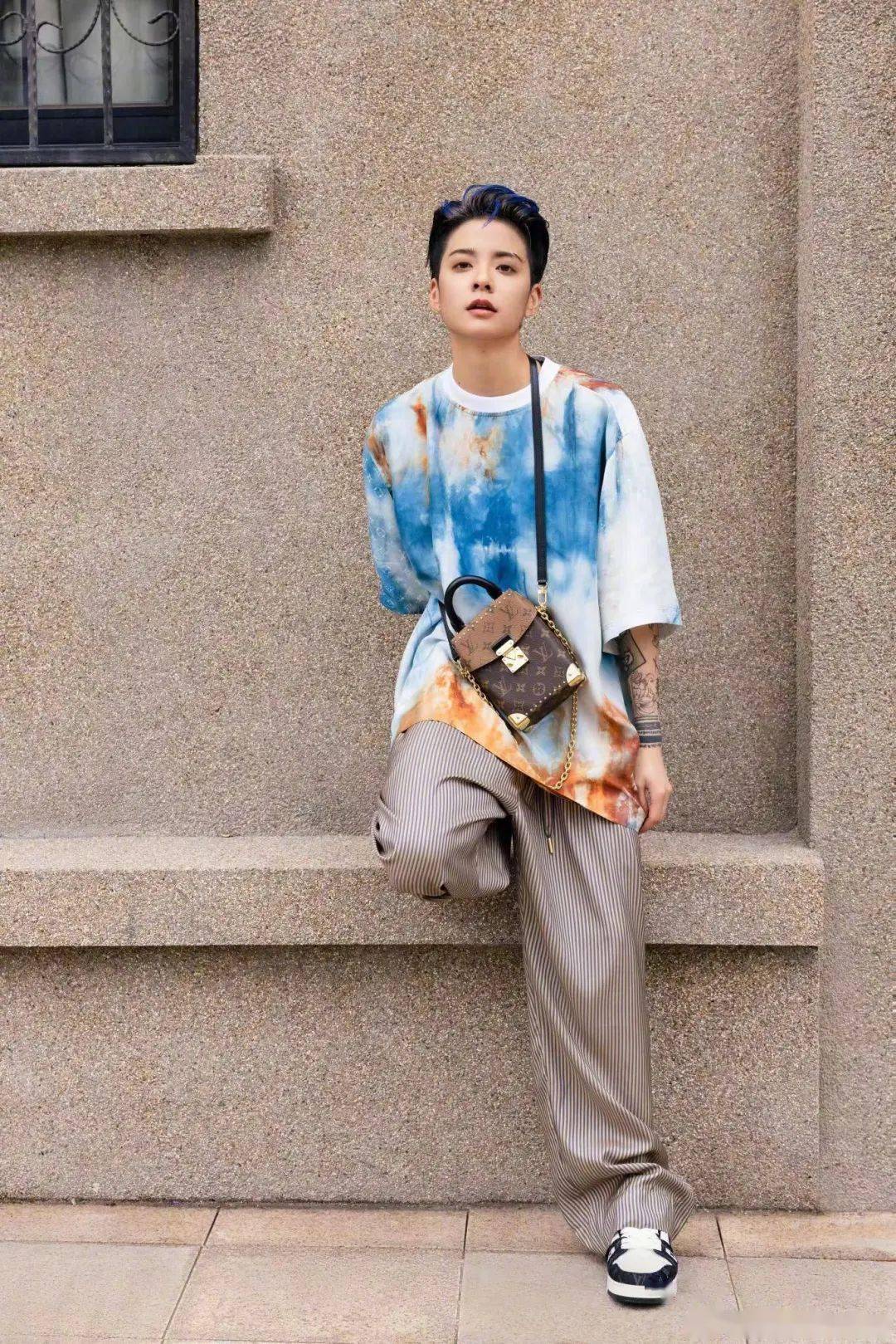 每刻美丨个性挑染发型