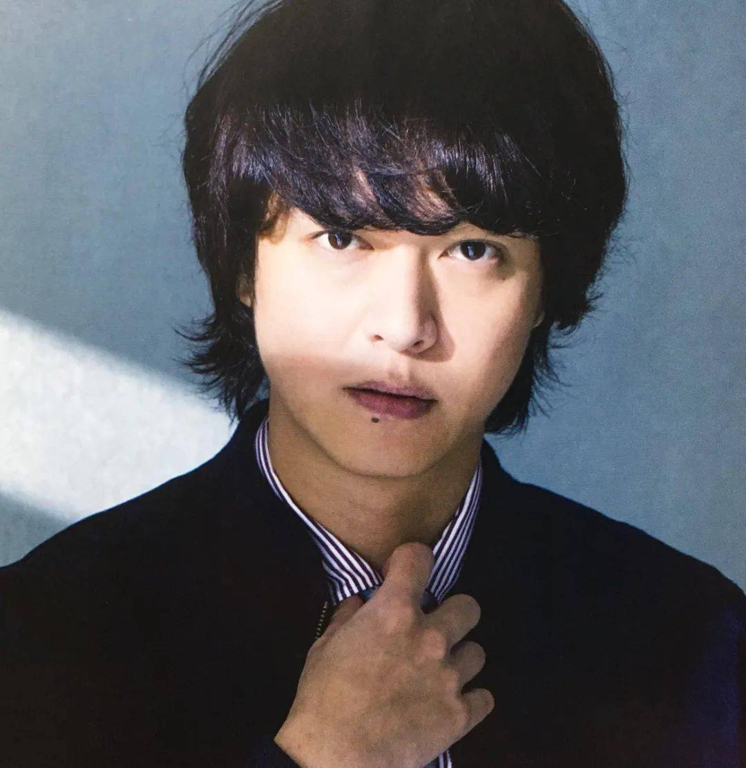 丸山以心系粉丝而闻名,对于自己的婚姻,他曾明确表示"如果粉丝不愿意