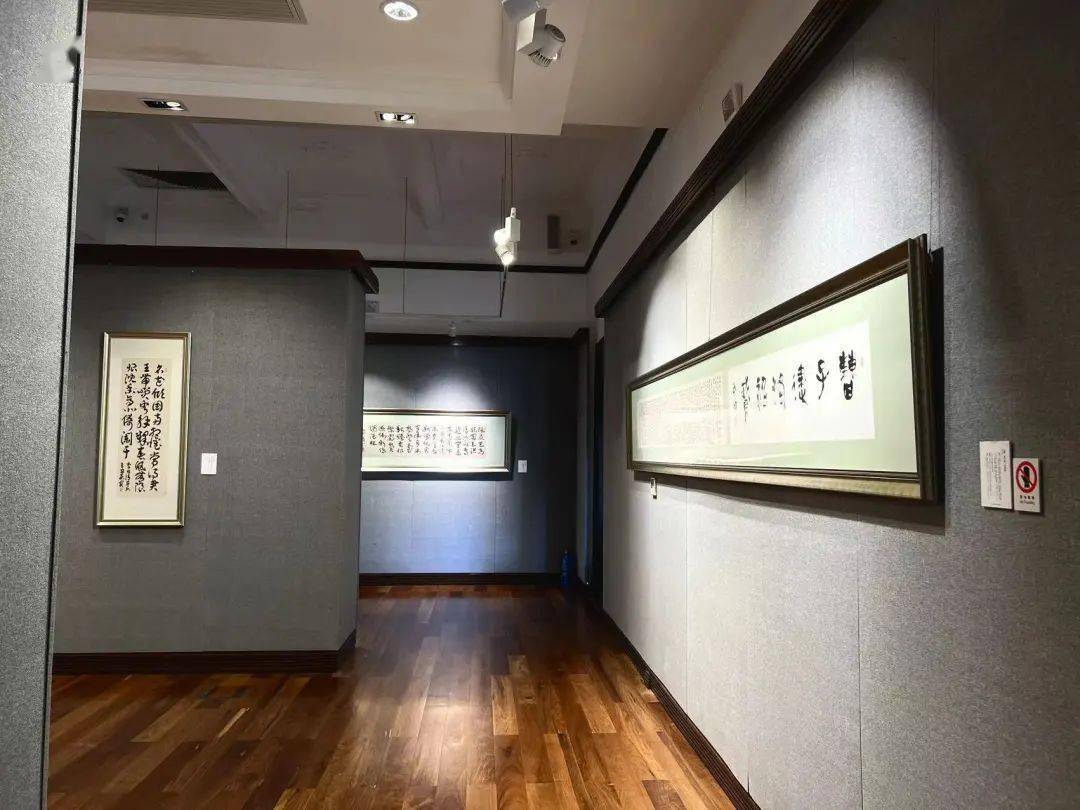 澳門個展,體現了青年藝術家對傳統藝術的思考與探索,崔嘉寶的作品既有