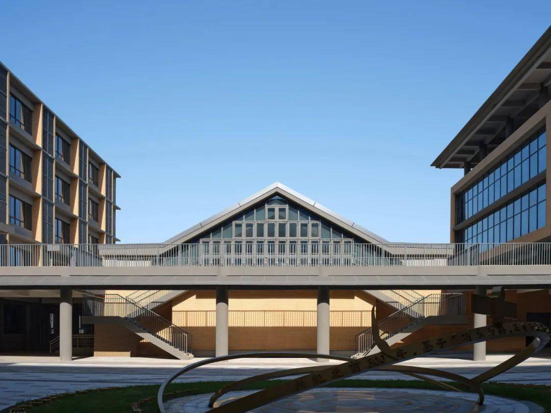 郑州市103高级中学新校区:营造复合型,交往型,实践型,修身型"城市书院