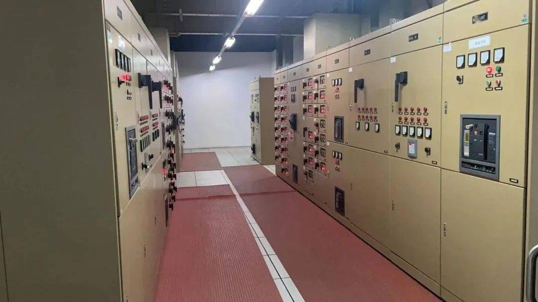 证查询平台查询,发现该公司高压配电作业人员王某某所持的高压电工