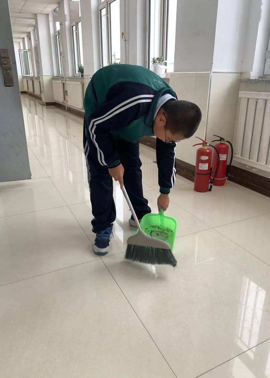 秋风如约至 喜迎学子归——阿伦中学秋季新学期开学