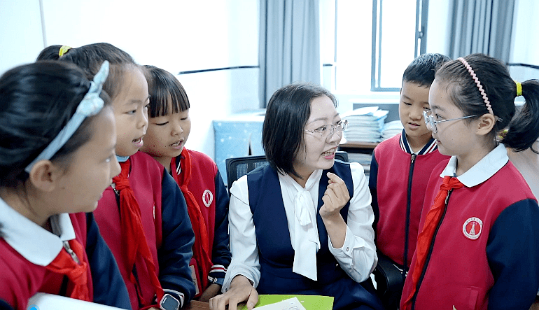 【文明风采】陈春:因热爱坚守,以匠心育人_教学_教育_工作