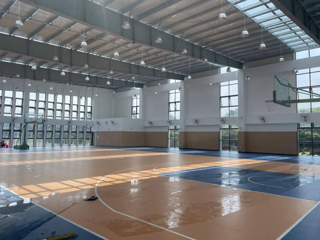 新增学位超2.8w!东莞18所新改扩建学校开学!有午休楼,综合楼.